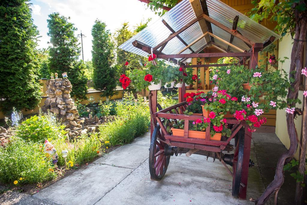 Casa Andreea Otel Sucevita Dış mekan fotoğraf